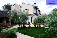 Appartamenti Lavanda Mala